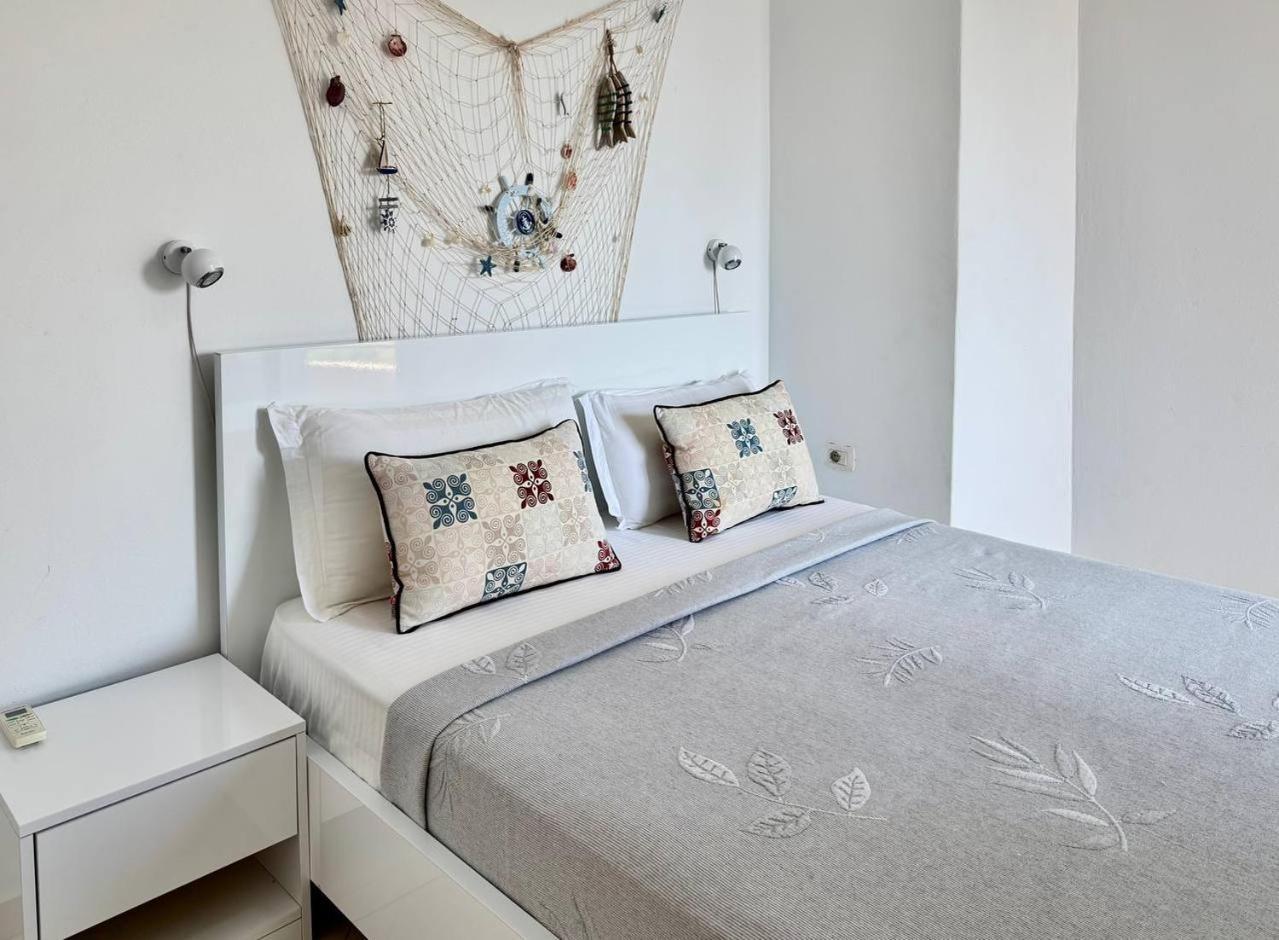 Del Mar Sea View Apartment Sarande Luaran gambar