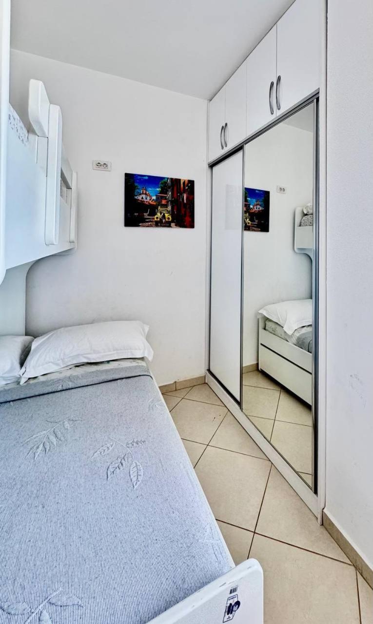 Del Mar Sea View Apartment Sarande Luaran gambar