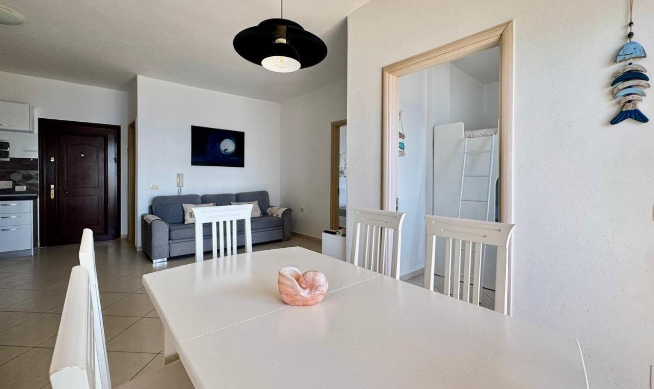 Del Mar Sea View Apartment Sarande Luaran gambar
