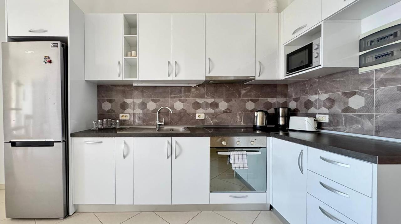 Del Mar Sea View Apartment Sarande Luaran gambar